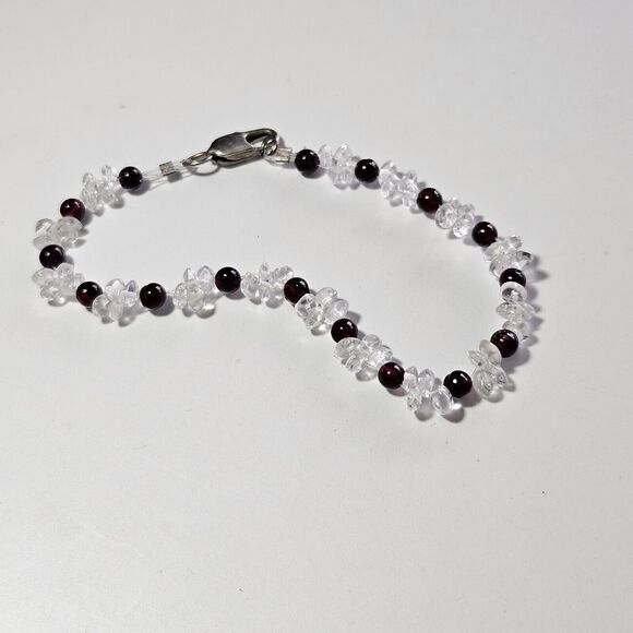 ***Final Sale*** Quartz And Garnet Beaded Bracelet With Silver Clasp - Picture 10 of 10